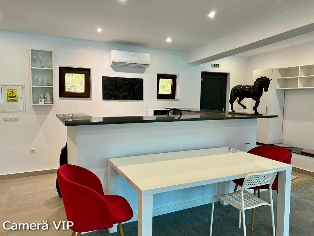 Casa Eden - Apartamente Langa Lac Colibiţa Eksteriør billede